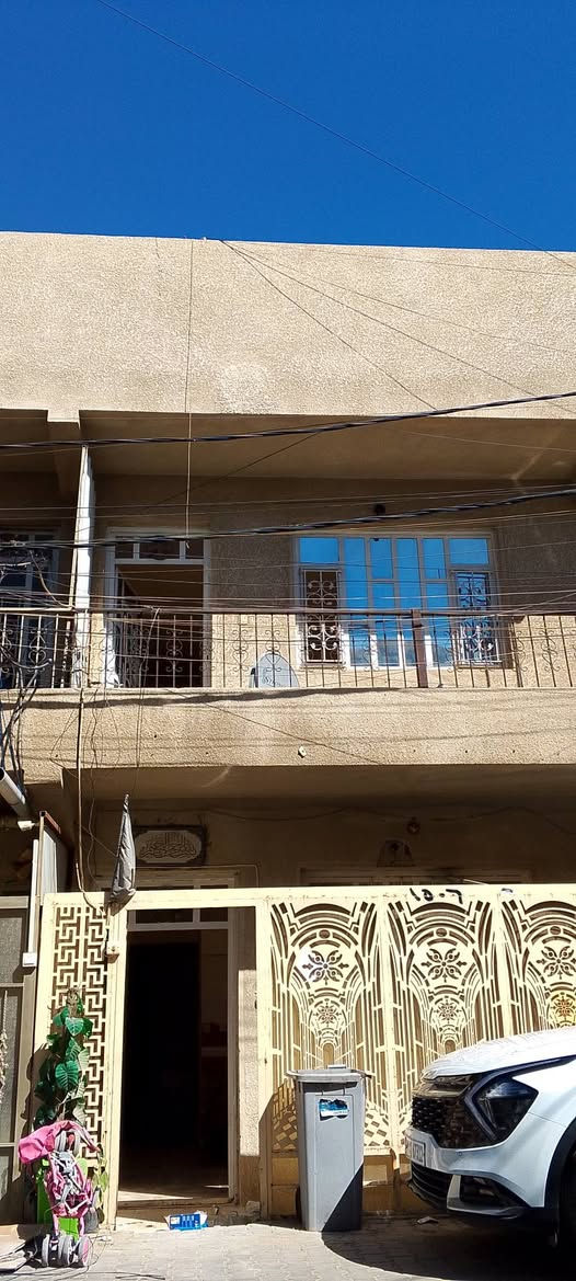 السلام عليكم صباغين لجميع انواع الصبغ خارجي داخلي سقوف ثانويه تغليف جدران بديل الخشب بديل الرخام 
🪣***********🪣🧫بغداد
