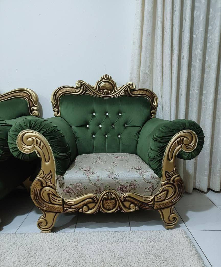 نتعامل بالتقسيط المريح عبر ماستر كارد مصرف الرافدين
(يشمل الموظف، المنتسب، والمتقاعد)

طخم ملكي نظيف جداً
خمس قطع عشر مقاعد

📍 الموقع: الكوت – دور المعلمين
🎯 قرب ماكس مول – سايدين مدرسة الرياحين

📲 للاستفسار (اتصال أو واتساب 
***********
***********
