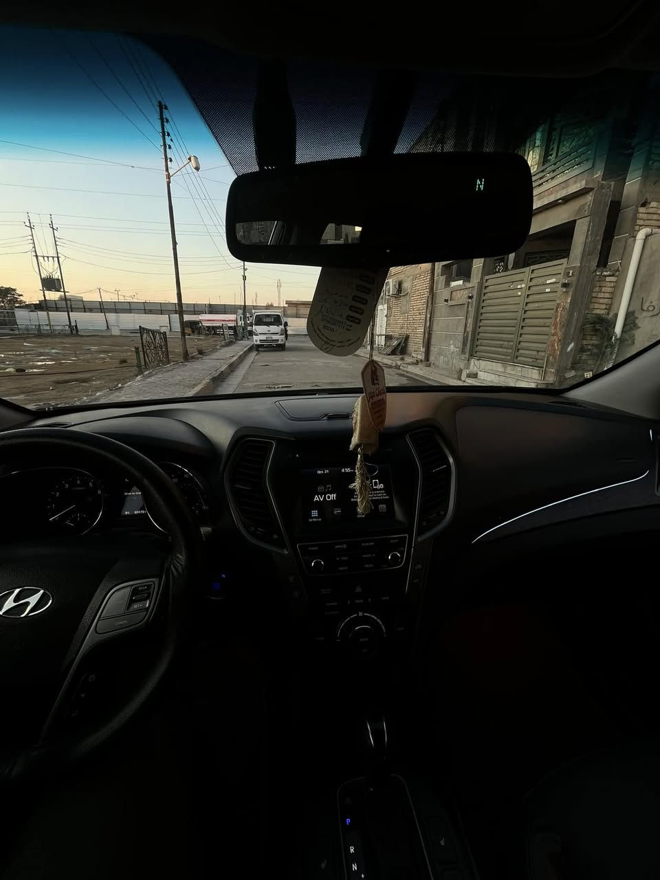 سلام عليكم ورحمة لله وبركاته

هيونداي سنتافيا سبورت 2018 امريكي
مكينة 2400تيربو 
5راكب
كشنات جلد 
تدفئة كشنات 
بصمة
تشغيل عن بعد
جنطة كهرباء
شاشة كار بلي
تحكم ستيرن 
تبريد قطعتين
كامرة خلفية
الحادث موضح بالمنشور السونار كامل
سيارة باحالة جيدة صدر تايرات كله جديد
السيارة ماشية 60 الف فقط

***********
