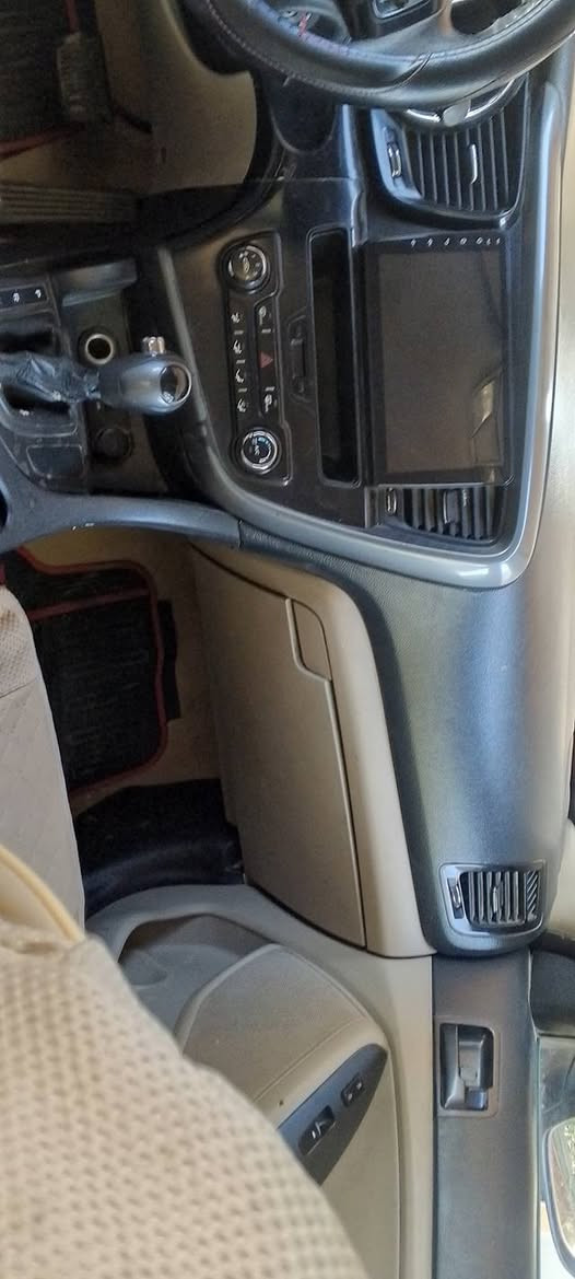 اوبتما خليجي موديل 2012 بيه قطعتين صبغ بدون اي دواخل كير محرك حداديه نضيفات محرك دوش تريد وكاله تريد تحويل رقم اربيل سنويه نافذه سعره 98 ورقه بابل الحمزه الغربي خارج ***********
