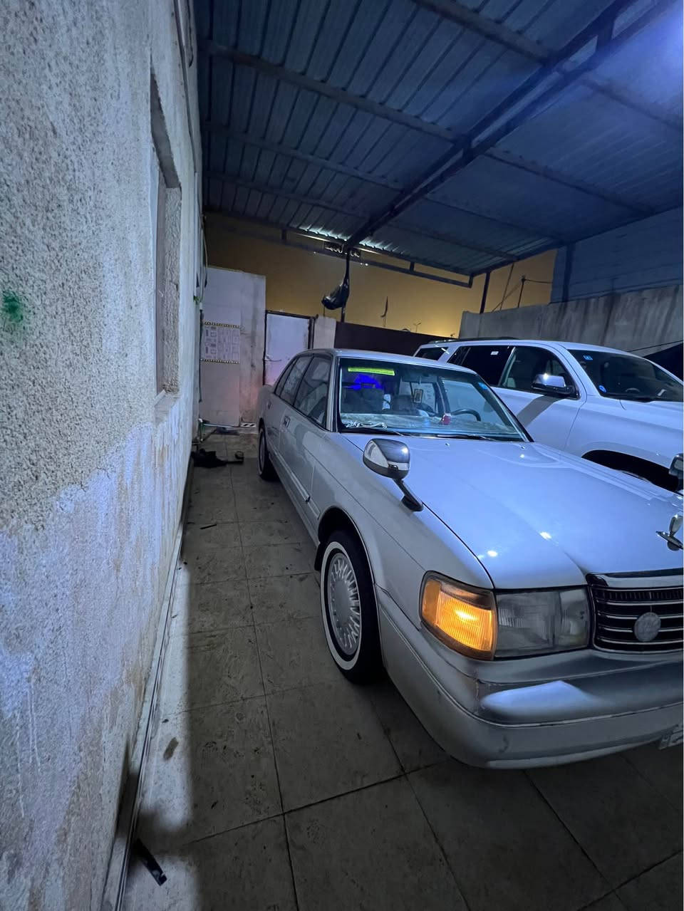 سلام عليكم ارنب 1995 طويله يسرا بلاد السياره مصبوغه جماليه بدون ضربه لاكص لانقل بسمي تحويل ثاني يوم حداده فول كهرباءيات فول ميكانيك فول السعر 90 بيها مجال قليل *********** البصرة, العراق
