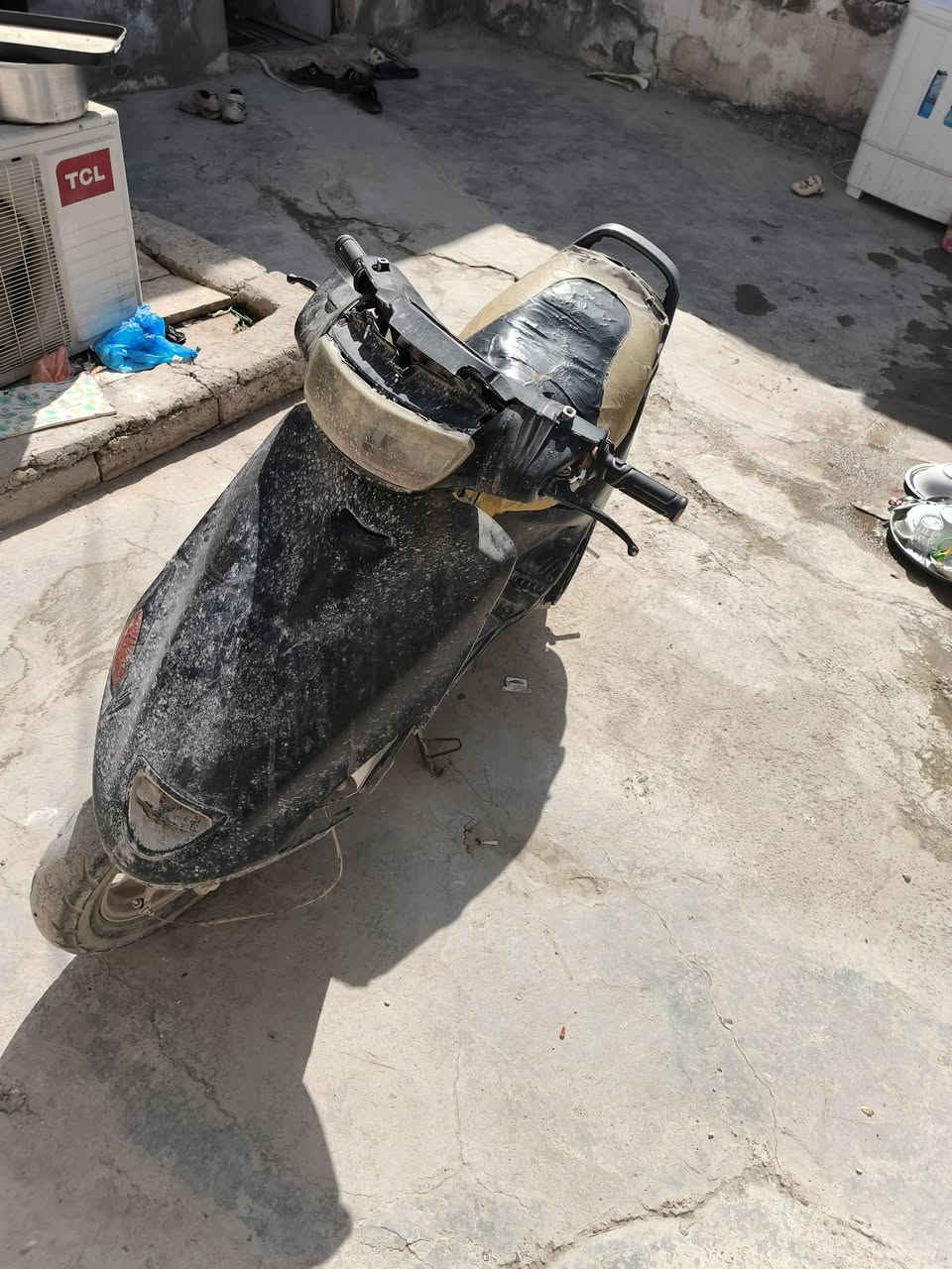 فراشه للبيع  فقط هندر تشتغل  بيها خيط بخار   بدون جوزة وبدون بريك گدام وبدون لايت  سعرها 300 وفيها مجال كلش بسيط   مكاني نجف كوفه 17تموز


**إذا كنت صاحب هذا الإعلان وتريد حذفه لأي سبب، رجاءا أرسل رسالة إلى الدعم الفني**