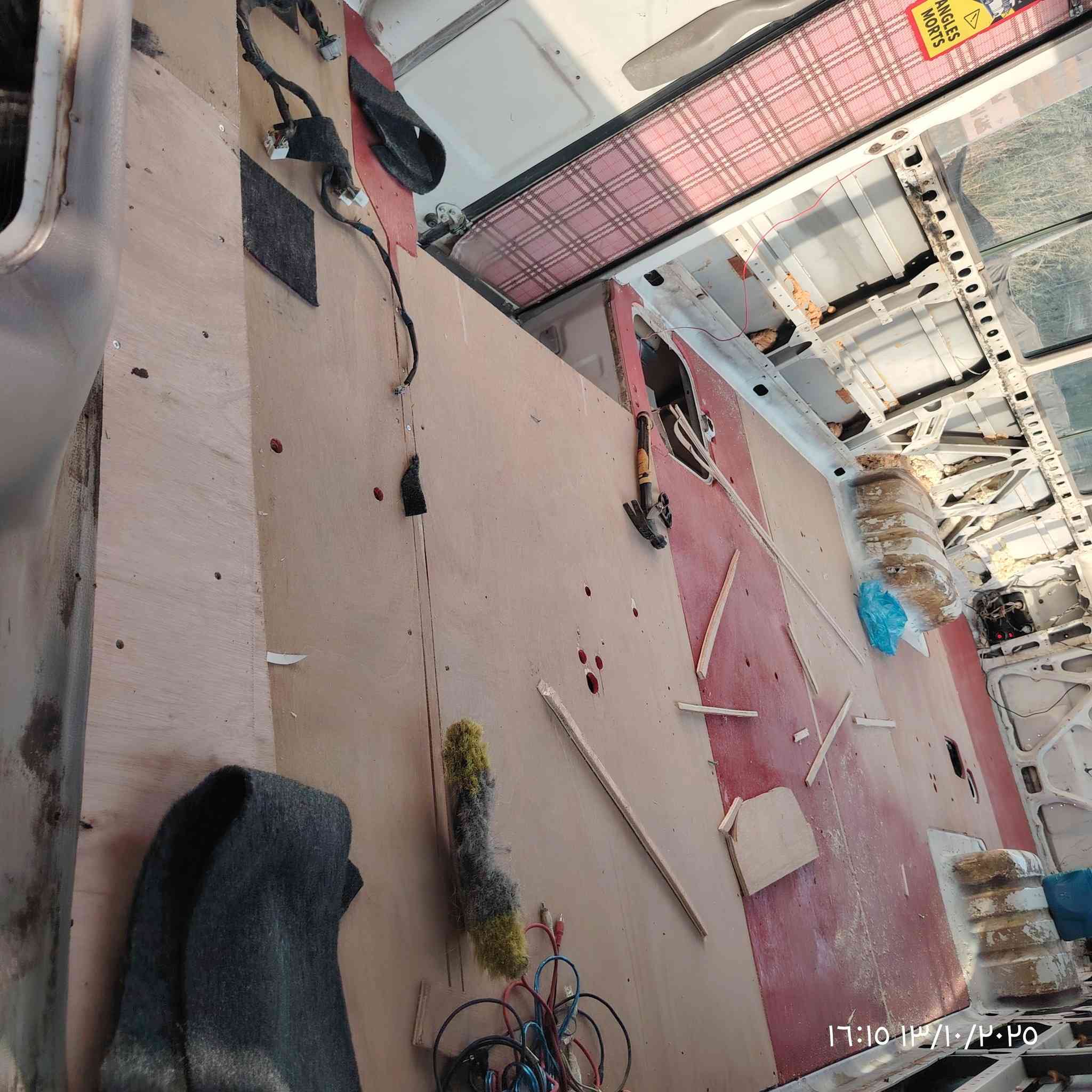 🛑ملاحضه  حسين شادو. فقط الي يشتغل كوستر بل حله 🛑        جانب من عملنه  ارضيه و تلبيسه وصفاح. كوستر سيارت اخوي الغالي علاء كاظم النداوي 
دوشمة حسين شادو ….
ان شاء الله ينال عجابكم  
العنوان/حلة _سيف سعد قرب مدخل شارع 30
***********
***********
لدوشمة كافة انواع السيارات
