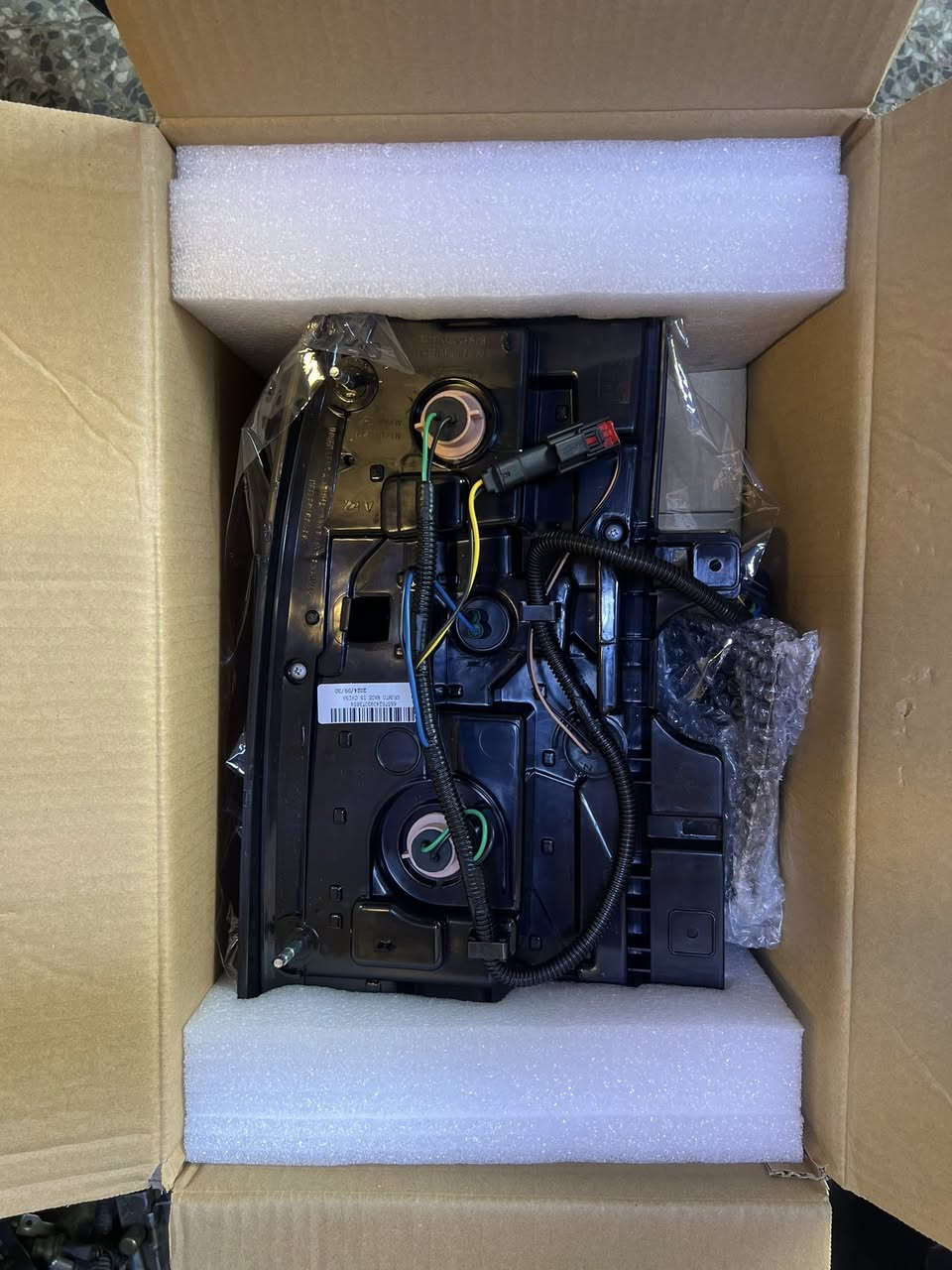 متوفر بك لايت تاهو يوكن جديد

موديل 15/20 

بغداد ساحه الطيران 

متوفر توصيل لجميع مناطق العراق 🇮🇶 

***********
