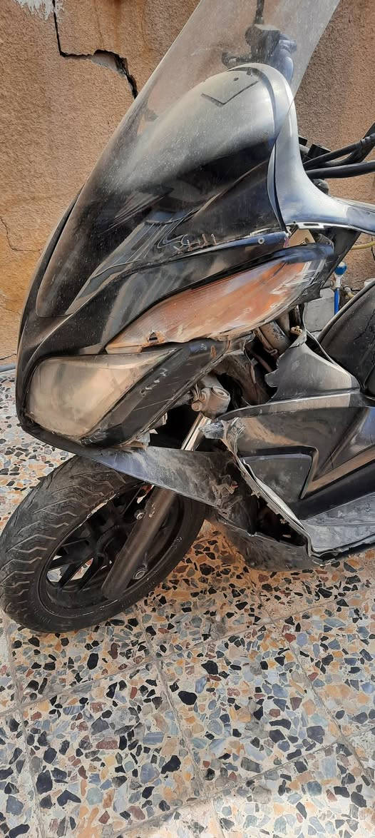 سلام عليكم ورحمة الله وبركاته
دراجة صفر ١٢ لون اسود ابيع على هاية الحطة اكفلك محرك كلجات تايرات لايتات امام خلفي بس جيب كهربائي مظبوط يشغلها لان أبني انكلب بيها واني كملت عليها بلجاكوك فلشتها جوزة ويرات بلدشبول هم شلعتها مكاني بغداد حي الجهاد قرب جامع محمدرسول الله رقم الهاتف ***********خادم اني
