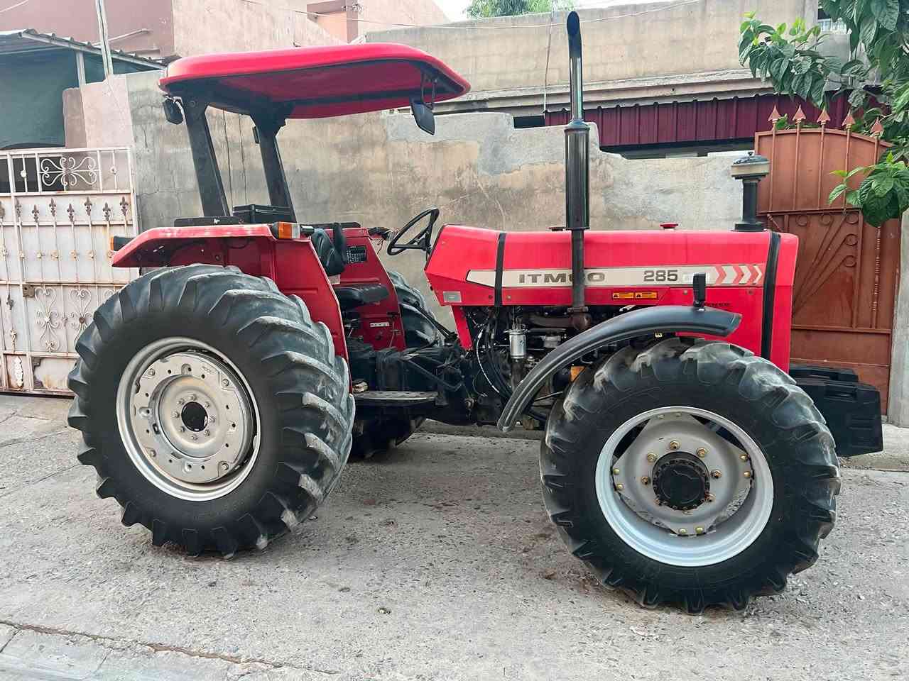 ٢٠٠٩ بۆ فرۆشتن
هەمو گیانی بەشەرت بێ مەسروف
سعر ٩٥ مەجال
شوێن سەنگەسەر

***********
