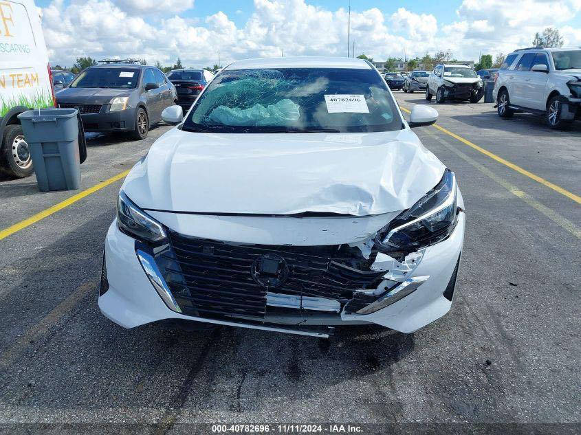 نيسان سنترا 2024 وارد امريكي حادث الضربه موجود بصوره وسياره كلشي ما بيها سياره جديده سعرها 135 مواصفات حساسات رادار امامي فئه SV عنوان البصره الحكيميه رقم 0771 265 9971
