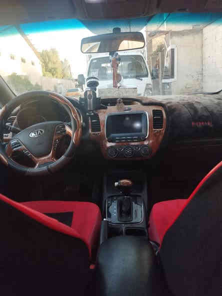 سلام عليكم بيع او مراوس 
فورتي 17مواصفات اس بدون حادث كلين والتقرير مال امريكا يمك
بيهة كلير من امريكا خمس قطع ابيع حزام
محرك بي تنقيص قليل
سيارة بسمي تحويل مباشر بلحسينية 
السعر 102 التواصل واتساب
***********
