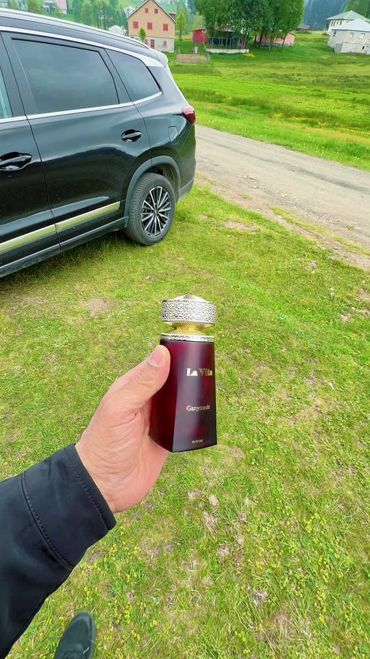 كنميد من لافيتا عطر منعش، حمضي، خشبي، مع لمسات جلدية ومعدنية أنيقة. المقدمة:يوسفي (ماندرين)، ليم، جريب فروت (نفحات حمضية منعشة) القلب (الوسط):زهور الإيمورتيل (زهرة الخلود)#عطور #مشاهدات #مشاهير_تيك_توك  @القريشي للعطور _العراق  السعر 55 الف 


**إذا كنت صاحب هذا الإعلان وتريد حذفه لأي سبب، رجاءا أرسل رسالة إلى الدعم الفني**
