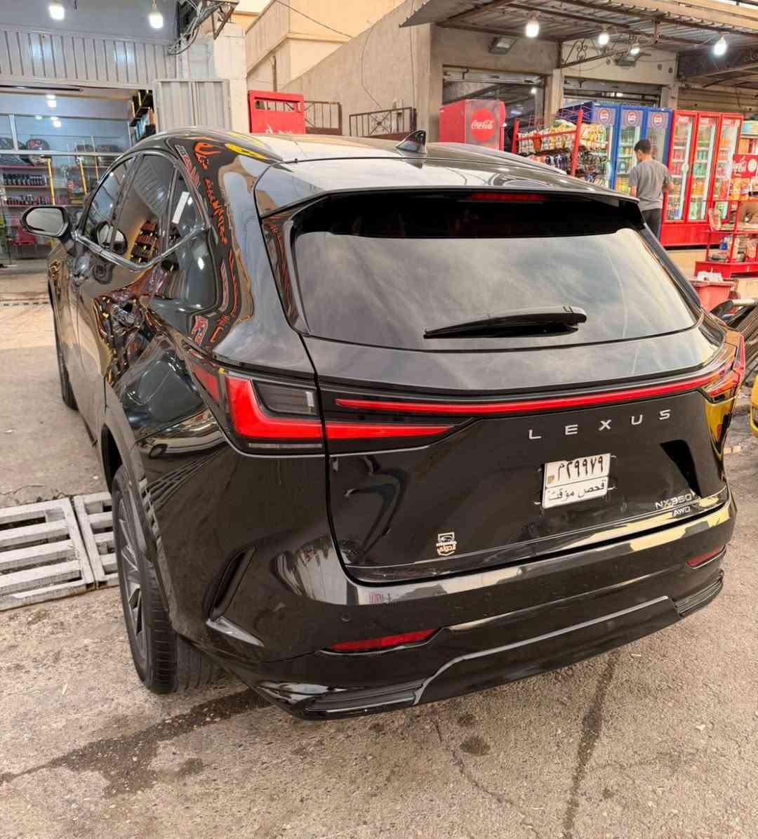 السلام عليكم لكزز NX350 موديل 2023 وارد امريكي
رقمه فحص موقت
الضرر صبغ 7 قطع بدون دواخل ولا ايرباك ولا شواصي موضح بلصور 
السعر 24 الف دولار وبيها مجال بصيط 
*********** واتساب فقط
