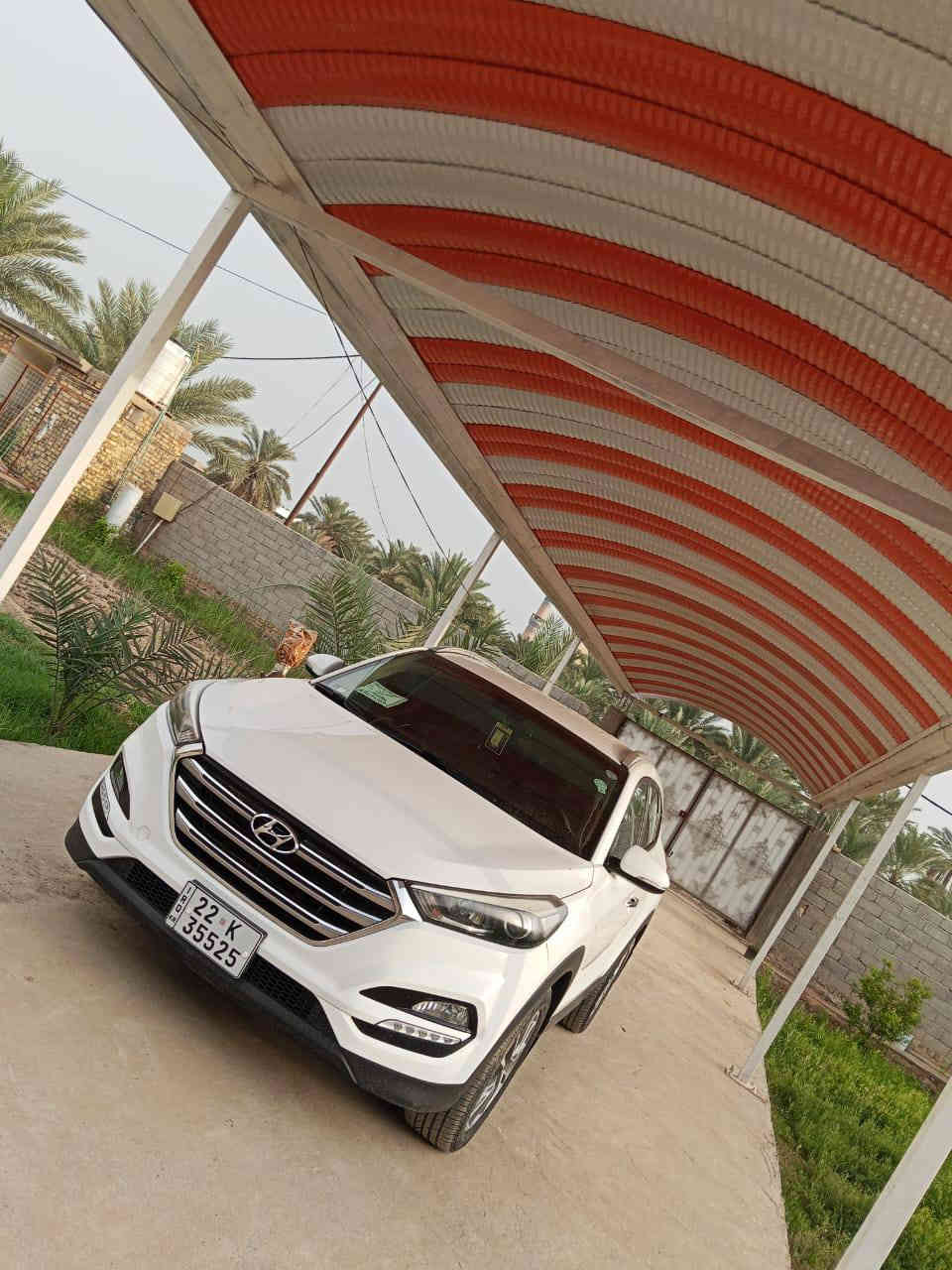 السلام عليكم
توسان للبيع ٢٠١٨ رقم اربيل تريد وكاله تريد مداور 
ماشيه ١٤٥ الف 
سيارة نظيفه جاهزه حداديه كير محرك 
مكانها بابل الكفل 
رايدها ١٨٥ وبيها مجال قليل 
للاستفسار ***********
