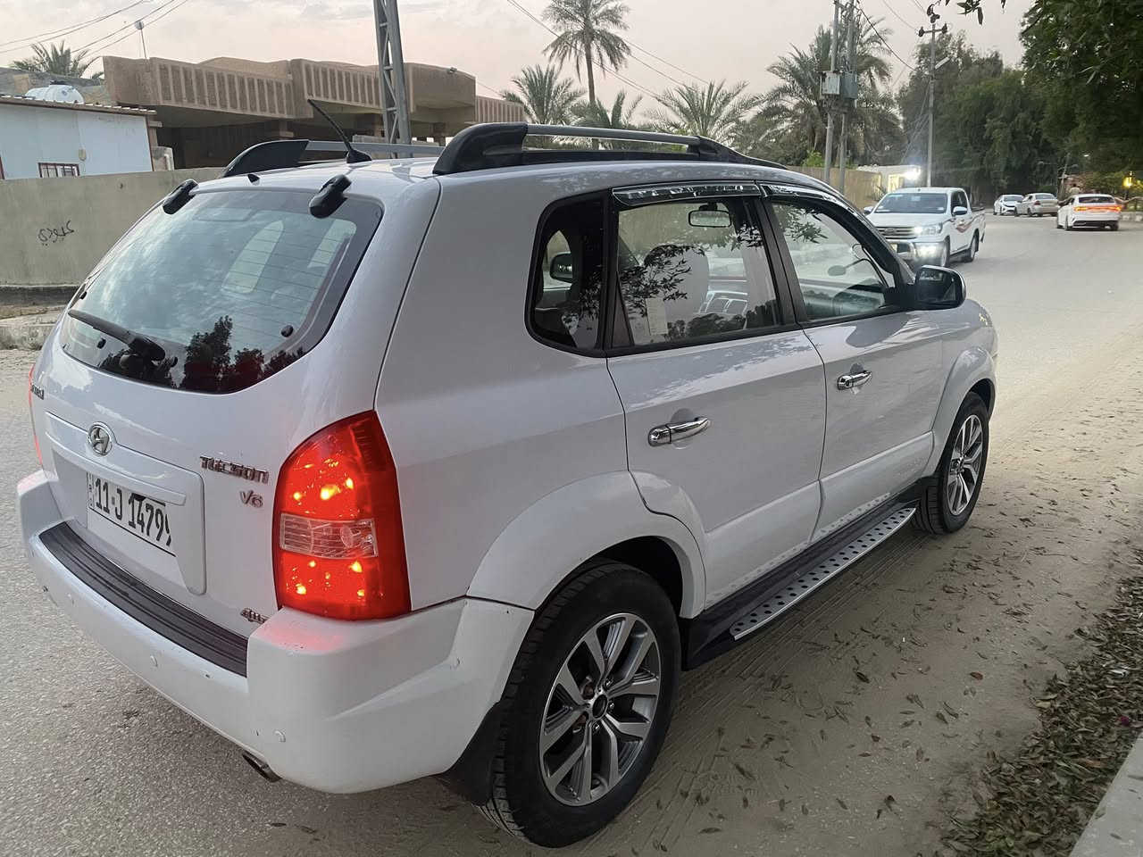 هونداي توسان2009
خليجي ، بارد باب السائق، وصبغ  قليل اطراف الچاملغات الامامية،محرك v6 ,2700 بحالة ممتازة، حدادية جديدة، تبريد ممتاز ,إدامة كامل منظومة الماء والبنزين بقطع غيار اصلية.

، السعر118

 : نجف ***********
