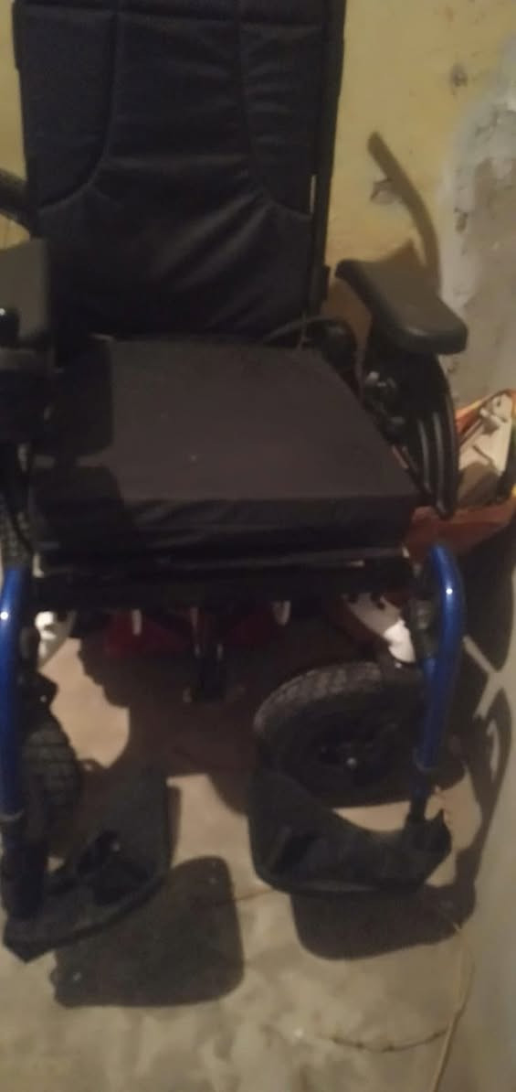 كرسي اوتوماتيكي  للبيع


**إذا كنت صاحب هذا الإعلان وتريد حذفه لأي سبب، رجاءا أرسل رسالة إلى الدعم الفني**
