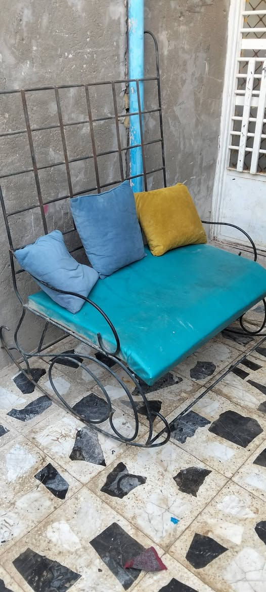 سلام عليكم مرجوحه للبيع سعرها 50وبيهه مجال العنوان بغداد مدينه الصدر رقم ***********

