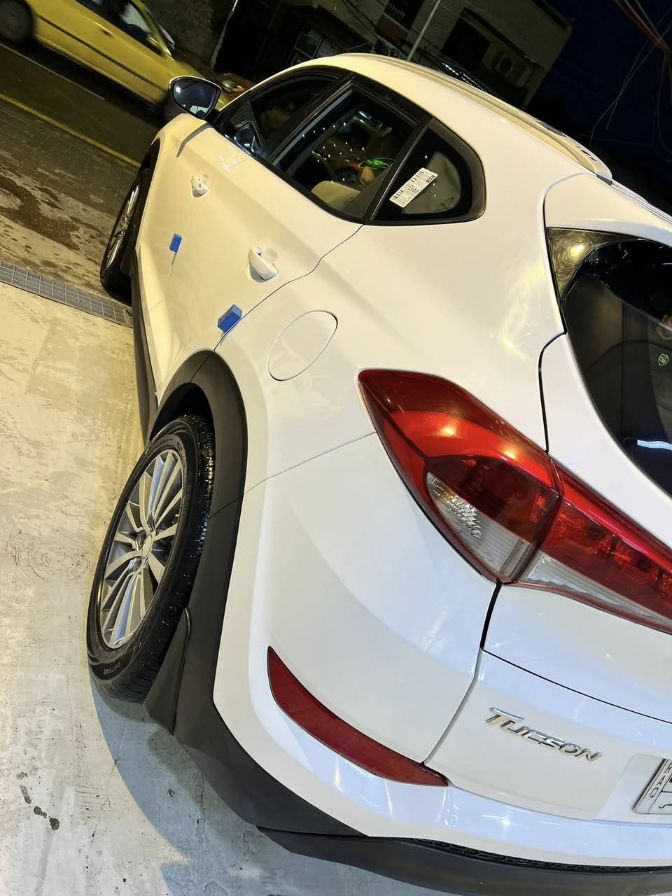 اللهم صل على محمد وآل محمد
توسان 2016 خليجي شركه الكاصد

 مواصفات عدا بانوراما 

ماشيه 136 الف

محرك 2000 دوش

محرك مبدل كازكيت ومكفول شرط للبصرة 

رقم بغداد  بسمي لل2027

كراسي عاديه 

فول تحكم ستيرن

سويج بدون بصمة
مري شفط ويه القفل 

اشاير بلمري + قطعتين تبريد 

كشنات جلد 

3 وضعيات قياده نورمل + سبورت+ ايكو 

لد امامي + تخم تاير
السونار ويه الصور  
حداديه خير من الله
السياره خير من الله مال بيت وين مايعجبك اطلع اتراي 
مكان سياره بغداد / اعظمية 
السعر 170 وبيهه مجال 
بيهه بارد كد شبر وره السونار


**إذا كنت صاحب هذا الإعلان وتريد حذفه لأي سبب، رجاءا أرسل رسالة إلى الدعم الفني**