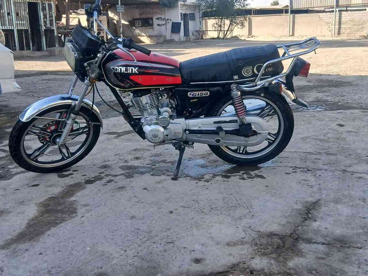 السلام عليكم دراجه سولنك 23 مكفوله كفاله عامه محرك شرط كهربائيات كلهه شغاله المكان سامراء ترهم بيع ومراوس السعر 450 وبيه مجال حك الجيه للستفسار عل *********** او عل خاص
