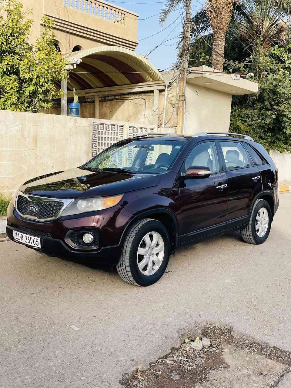 السلام عليكم
للبيع بسعر مناسب كيا سورنتوا ٢٠١٣
وارد امريكي بيها بابتين اليسره فقط صبغ وجاملغ بارد 
بچم وخلف كبس 
رقم بغداد انكليزي سنويه ٢٠٣٠ بأسمي 
السيارة جاهزة بدون اي مصرف جواها تخم تاير جديد ومنضومه بانزين كامله وباتري جديد 
مواصفات اعتياديه :-
تدفئة كشنات 
تحكمات ستيرن 
اشاير مري 
وباقي المواصفات العاديه 

مكاني بغداد 
السعر ١١٨ وبيها مجال كلش بسيط 
للاستفسار 
***********
