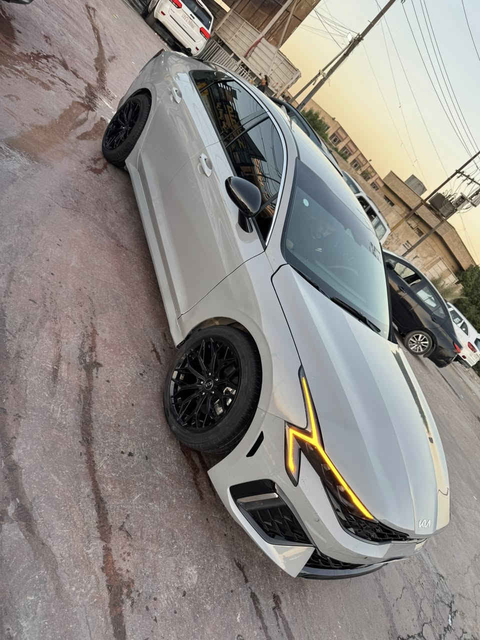 سلام عليكم
للبيع K5 GTline 2500 
موديل 25 وارد الأمريكي
حادث بنيد جاملغ ايمن وصبغ نفسه
ماشية 19000 ميل
رقم بغداد معوقين 
للاستفسار  ***********
السعر 15,500$
155 ورقة
