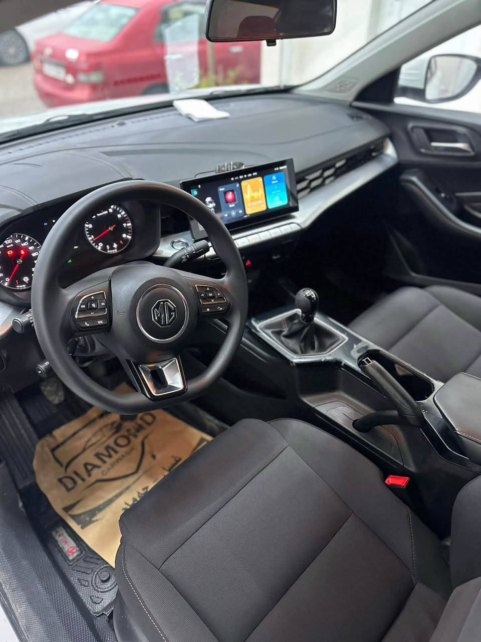 ئێمجی جیتی
مۆدێل ٢٠٢٥
گێڕ عادی
ڕەنگی سپی بەفری
٢٦ هەزار کم ڕۆشتووە
نوکە دەرزیش بە شەرت
نرخی تەنها ٩٦ گەڵا و قفڵ 
بێ مەعامەلە 
*********** السليمانية, العراق
