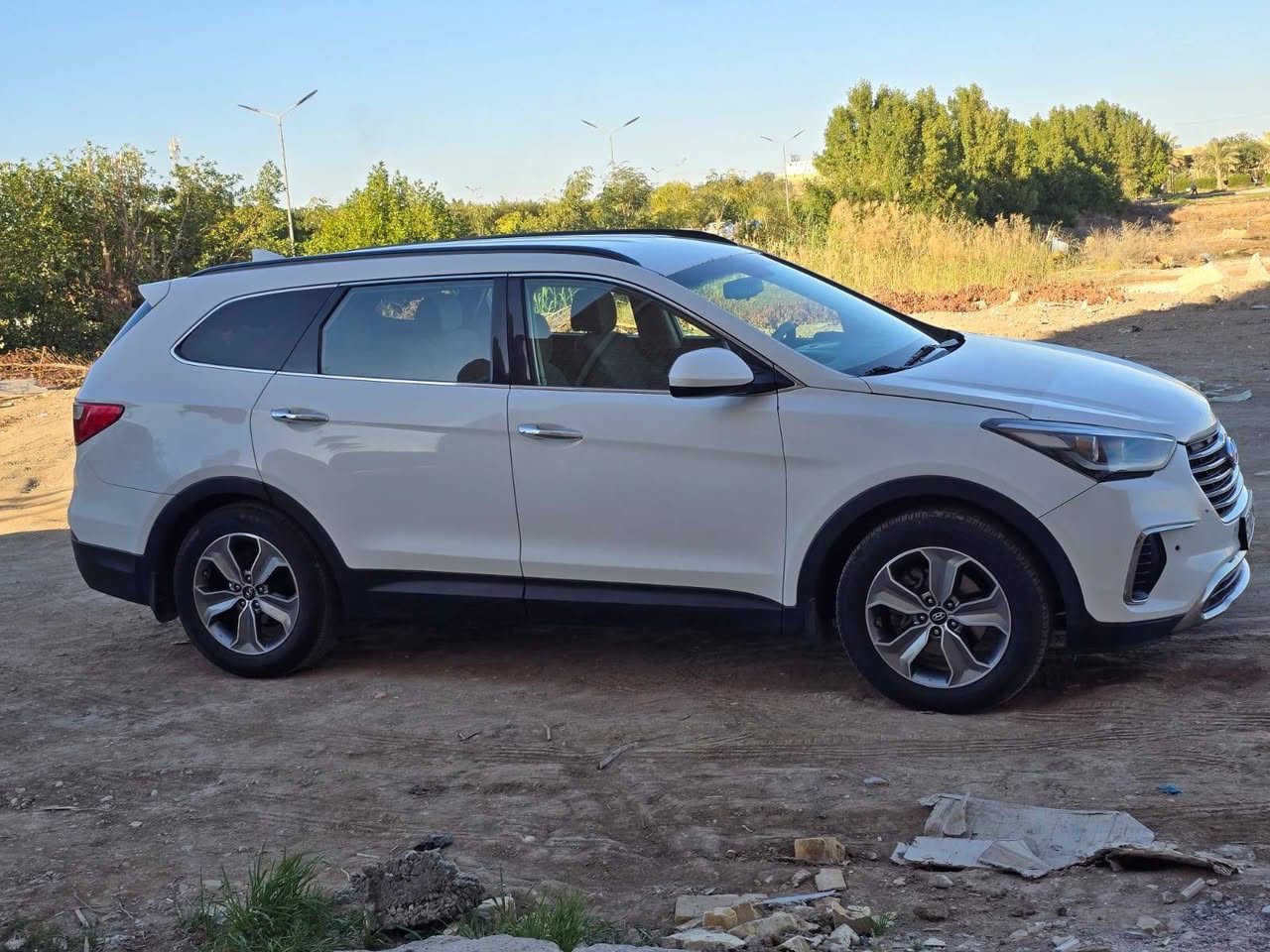 سنتافي كراند موديل 2015 وارد امريكي حادثها بنيد و جاملغ ماشي 127 تبريد ثلاث قطع  مكان السياره ناصريه مركز 
السعر 160
***********
