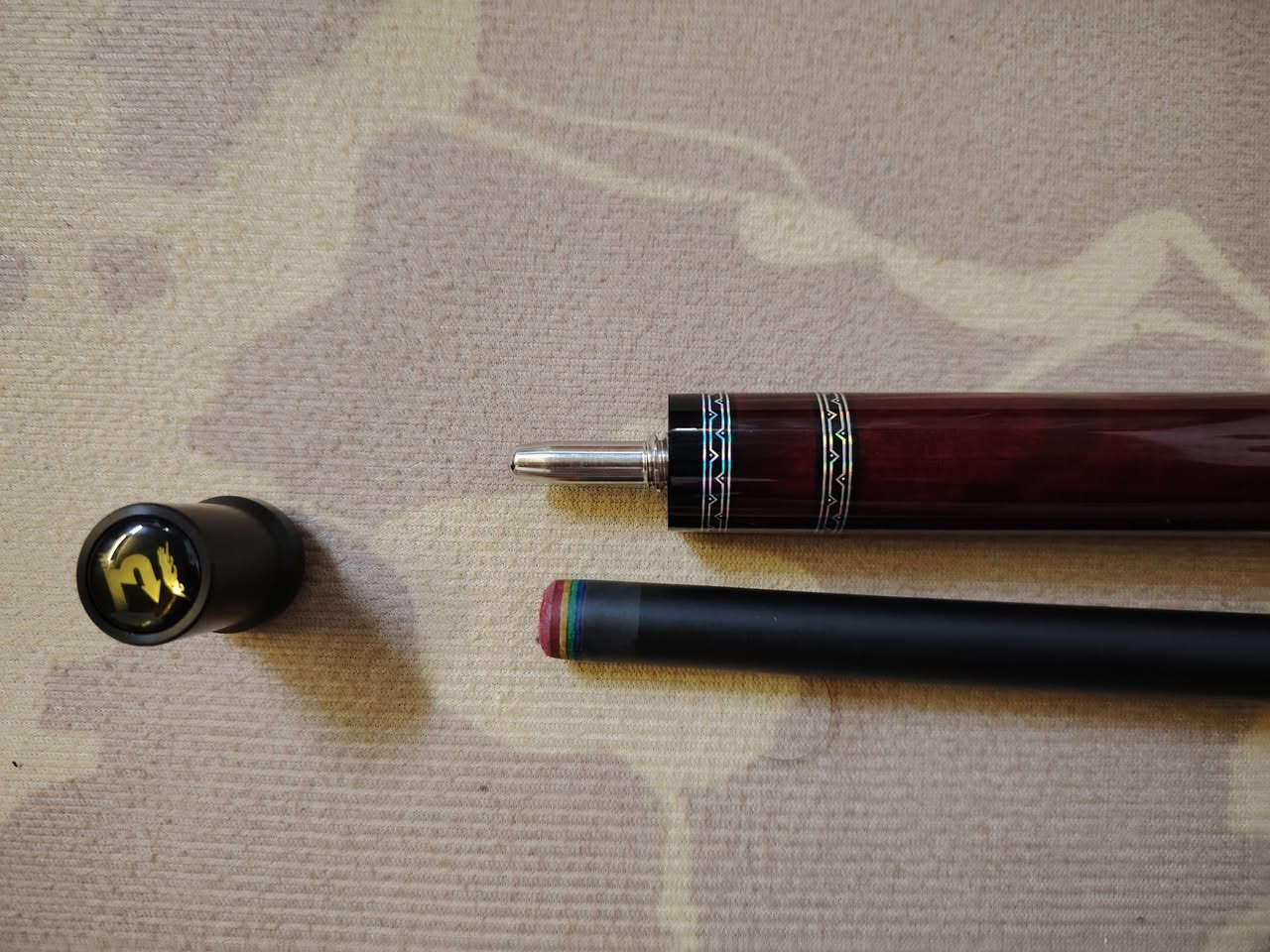 سلام عليكم كيوب بهل شكل كاربون فايبر اصلي من مركات برديتور ماركه عالميه حجم التبه 12.5 يعني ١٢ ونص واني خادم للطيبين 💓💓💓


**إذا كنت صاحب هذا الإعلان وتريد حذفه لأي سبب، رجاءا أرسل رسالة إلى الدعم الفني**