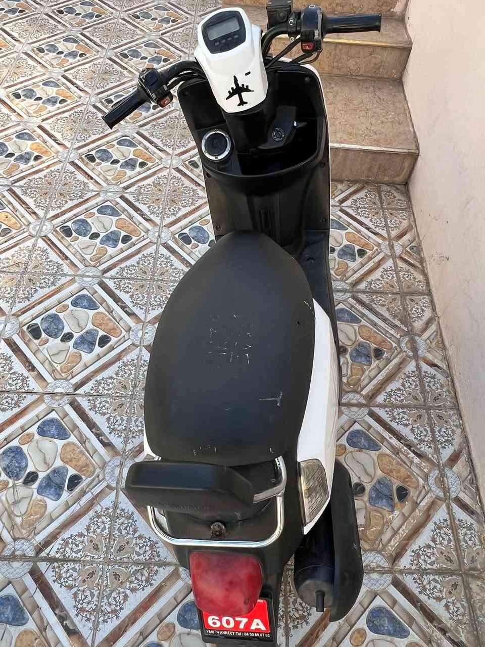 السلام عليكم دراجه بوليس لبيع دراجه فول رنبه كلشي ما مفتوح بيهه شلعه خير من الله لا صرف ولا تبخير  تجي توديهه تفحصهه يم اي مصلح او تاخذهه مكاني ديالى جلولاء الاستفسار واتساب او ع رقم ***********

