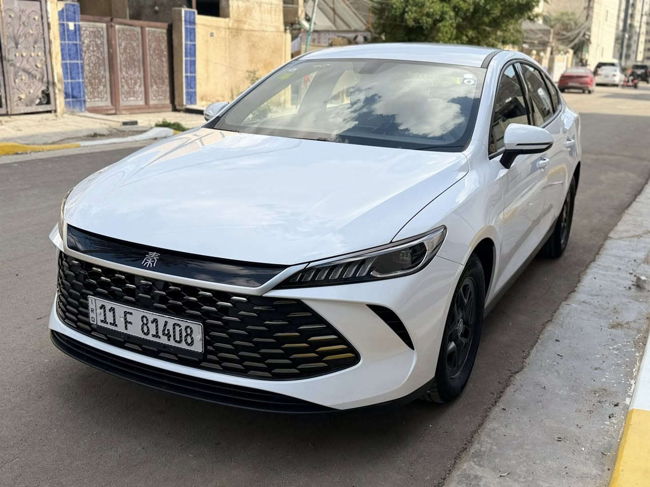 السلام عليكم
البيع كن بلاص بي واي دي 
ع ايدي زيرو اخذته وهسه ماشيه  حالياً  ( 4000 ) الاف الكلي
جديده لا شخط ولا نكشه ولا كلشي كفاله السياره
داخل ابيض مواصفات بي واي دي معروفه ميحتاج اذكرهن
الشراي وراغب بل شراء يتصل 
رقمي***********
