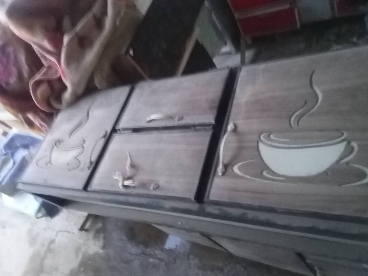 ياالله. كاونترات مع كناتير ثنين مفصخات  تسكام للبيع شلعه تصفيه محل عدنه مريض مستعجلين المكان كوفه
***********
