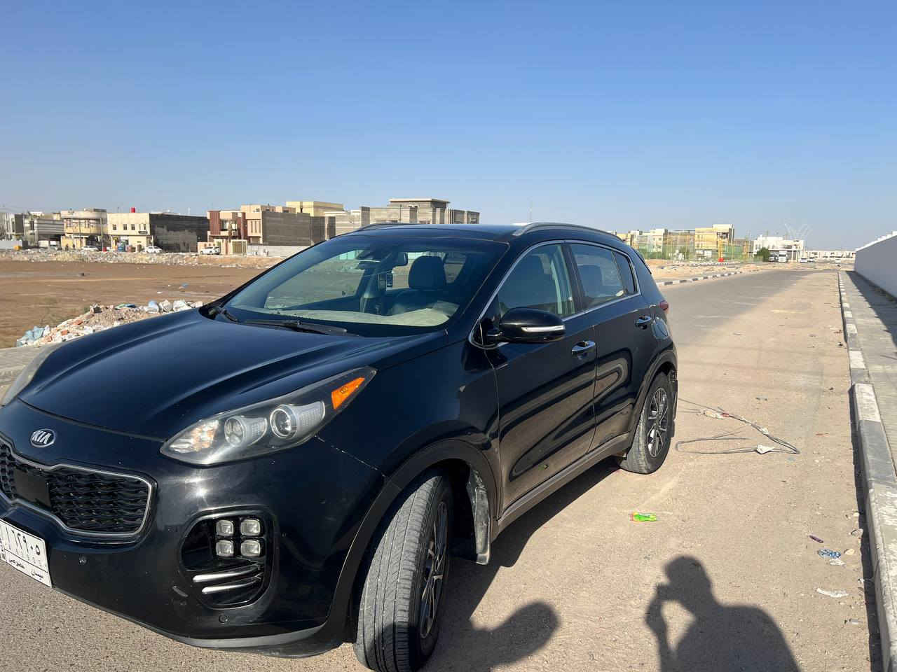 سلام عليكم  سياره كيه سبورتج موديل 17 سياره فول 1/1 فتحه بصمه بنو رامه سياره جاهزه حداديه تبريد ثلج سياره  رادارت خلفيه   أماميه    وارد أمريكي  سياره بدون ضربه بيها جاملغين مخسفات امبدلات أمريكي وبيها أثار صبغ بدون معجون سياره مكان السياره البصره شط العرب تنومه رقم *********** سعر 145  سياره أمريكي مغلفه ppf
