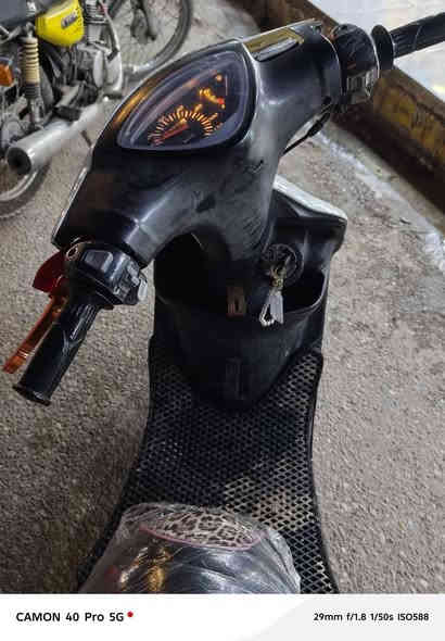 ماكس منغولي ما مفتوحه ماشيه ٧٥ ألف كامله مكمله من الكهربائيات للمحرك بس لهندر عوزه هلال شغلته بسيطه كهربائيات وسلف شغاله الدراجه نكره وحده وهذا رقمي الشراء  *********** وشرط اخذك الوكيل اكاتبك عليها عمارة
