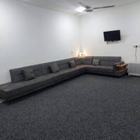 ديوان • ١٠ مقاعد • مجمع الزيتون