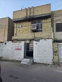 نصف قطعه امامية قطاع ١٢ بصف شارع الفلاح بل الساحة خلف جامع شهداء الطف ...