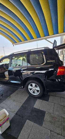 🚗 للبيع – تويوتا لاندكروزر GXR

▫️ المديل: 2015
▫️ المحرك: 8V
▫️ الحالة: فحص كامل موجود
▫️ اللوحة: نمرة بصرة

السيارة نظيفة وما شايلة شي، استخدام راقي، ومحافظة عليها بكل تفاصيلها.
للمهتمين فقط، السعر مناسب وبي مجال.

📞 للاستفسار والتواصل: يرجى المراسلة على الخاص.
***********
────────────
