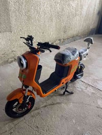 دراجه شحن لبيع نضيف كلش موديل 25بيه كارت بطاريته16نضيفات كلش السعر 425...