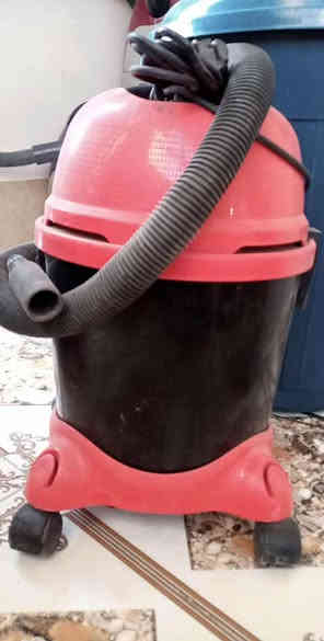 سلام عليكم اغراض للبيع للاستفسار  ***********
