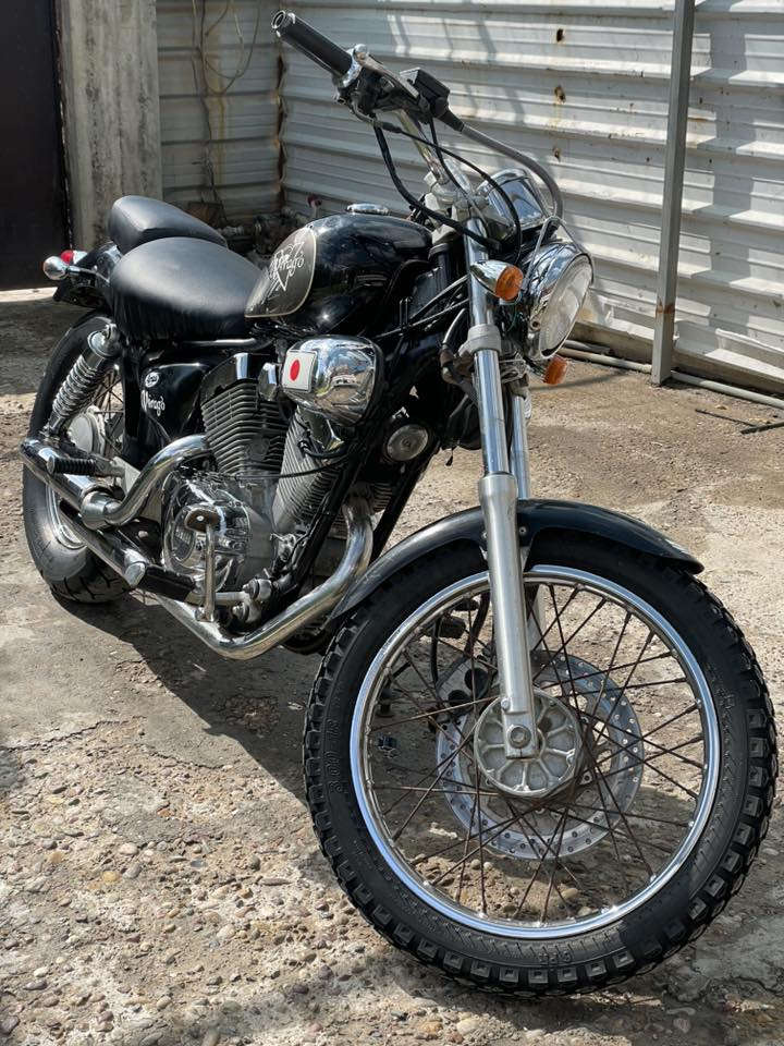 للبيع ***********
مليون ٢٠٠بيها مجال 
مكان بغداد التاجي جسر المثنا
