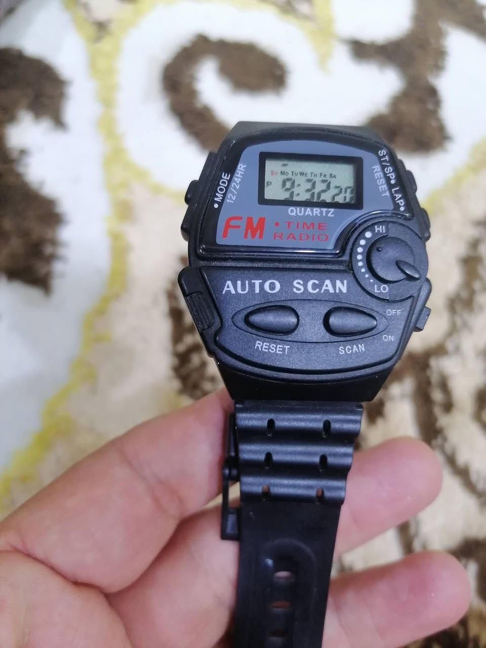 ساعه قديمه تعود لعام ١٩٨٠ مزوده براديو اف ام نظافه ممتازه جدا السعر ٥٠


**إذا كنت صاحب هذا الإعلان وتريد حذفه لأي سبب، رجاءا أرسل رسالة إلى الدعم الفني**