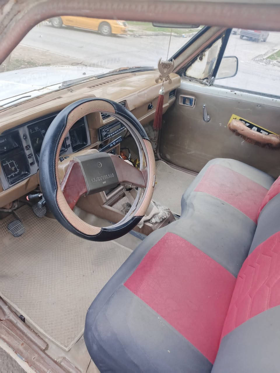 بيكب داتسن موديل 1980 شاصي نضيف رقم ***********/***********السعر 18
