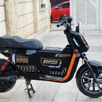 للبيع دراجة كهربائية جديدة – استعمال بيت فقط دراجة جديدة تقريبًا، نازل...