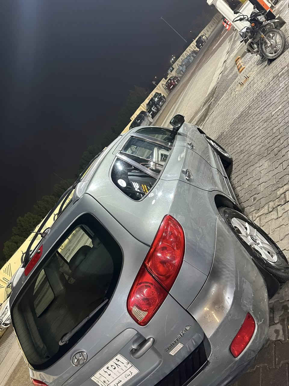 سنتافي 2007
موحود سوناره
مكينه 6v  كشنات تفه تبريد فتحه تحكمات ستيرن 
امريكيه جاملغ بيه بيه ملاحضات
دواخل كله جديد سياره خير من الله 
تربيد شغال رقم كربلاء بسمي
مكاني كربلاء رقمي(***********)
