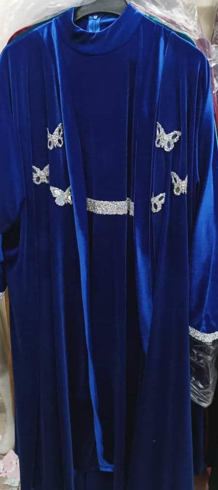 عباااية نسوووااني مخمل قطعتين فستان داخلي كم والخارجية كلوش 

القياس فري سايز لل46 

الالوان
ازرق شامي💙
مخللي🩷
خمري❤️
اسود🖤
زنجاري💚


**إذا كنت صاحب هذا الإعلان وتريد حذفه لأي سبب، رجاءا أرسل رسالة إلى الدعم الفني**