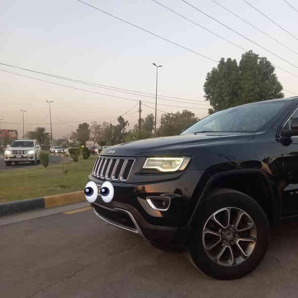 السلام وعليكم للبيع فقط بدون مراوس 
جيب لمتد خليجي 2014 رقم بغداد انگليزي مشروع وطني هزه جديده بسمي 

مواصفات السياره
المسافه المقطوعه 100mi
محرك 6 سلندر 3600 
بصمة تشغيل + بصمة أبواب
كشنات الاماميه كهرباء 
شاشه لمس
بلوتوث
مداخل أواكس ويو إس بي
حساس خلفي
تحكم ستيرن كل الجهات
مثبت سرعه
نظام ايكو تقليل صرف البنزين
گير طياره 8 نمر
نظام سبورت S
فور ويل 4*4
مهبط هؤاي نضام جكات 
فتحة سقف بنراما
داخل بيجي
يدات نيكل بلادي 
ويل 18 بلادي
لايت زنون عدسه LED + كشاف
بگ لايت LED
لايت عدسه زنون يصعد وينزل وي حركة الستيرن
گاعيات شركة Jeep
دخول ذكي
تشغيل عن بعد
أشاره بالمرايه
مري الداخليه معتمه ومري الجانبيه حساسه للضباب تعمل تلقائياً
شفتات بالستيرن
تبريد قطعتين ثلج مركزي
إشارة ترحيب
زراگ لايت
أناره داخليه LED
دبل هوك سحب إمامي وهوك خلفي

فتح وغلق الصندوق عن بعد
5 وضعيات قياده ماوس تحكم وضعيات
السياره ع إيدي عليها ادامه كامله وجاهزه گير ومحرك وحداديه جديده جاهزه من كلشي السعر [215]

ملاحضه/السياره بيهه فقط باب سايق تبديل بلادي بدون صبغ بدون معجون ودوسه تعمير شويه سونار موجود  ✨️
اي ستفسار *********** ☎️واتساب تصال
