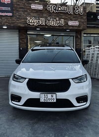 كرايسلر باسفيكا لمتد S 2025    السيارة وصول جديد   كتاب شهداء بغداد با...