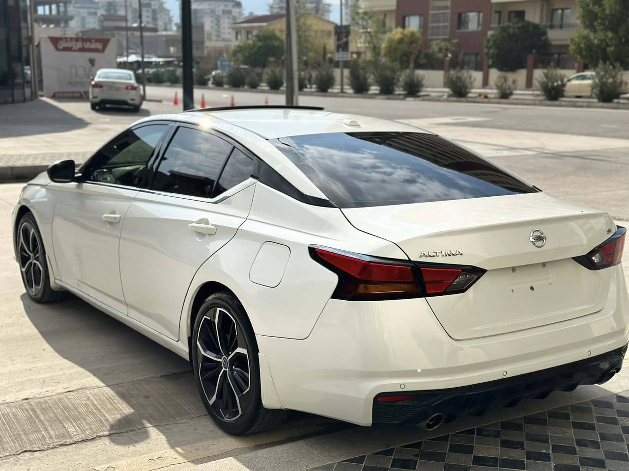 NISSAN Altima 2023 SR+

سڵاید 
کووشن جڵد 
بەسمە 
برێک بەسمە 
کووشن کارەبا 
شاشە گەورە 
ڕادار پشتوو پێش 
مەکینە  2.5  مەرخووب 
کاتی دوو مانگی لەگەڵە 
بێ  ئێر باک تەقین 🙂
بۆیاخ:  چەمەلۆخی دوایی سایەق  سنووقی بە بیلاد گۆڕاوە  به شەرتی ڕەقەم 
نرخ  :  177$
ڕەقم :  شانسی : 1N4BL4CV6PN357619
***********--*********** السليمانية, العراق
