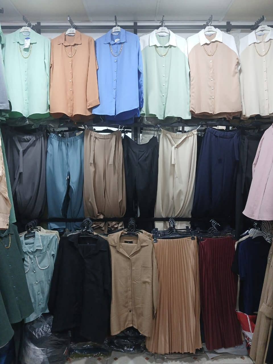 السلام عليكم
تصفية محل بسعر لجمله او بيع شلع بس لبضاعه ملابس نسائي بناتي .
الرمادي التاميم أسواق لشهداء 

للاستفسار الاتصال ***********
