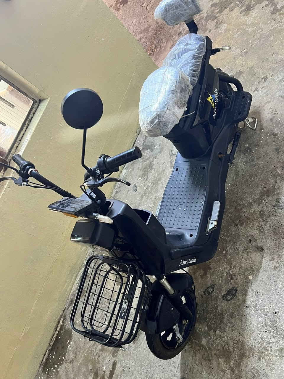 السلام عليكم ماطور شحن للبيع فول مواصفات بطاريات شرط 
كهربائية شرط زوج تواير جديد المطور اخو الجديد مستعمل شي قليل ونفس الي بصوره  دبل بصمه دبل سويج  5 بطاريات موديل 2025مكان موصل حي السماح قرب محطه مشاعل السعر 235بيها مجال ***********بيها واتساب
