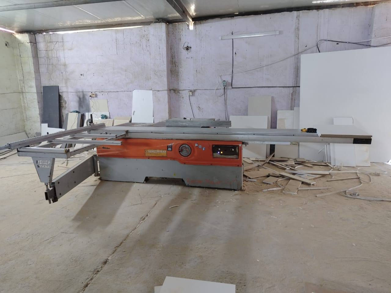 لاسقة شريط تركي مع ميشار سلايت تركي حجم 380حلةحمزة‏***********
