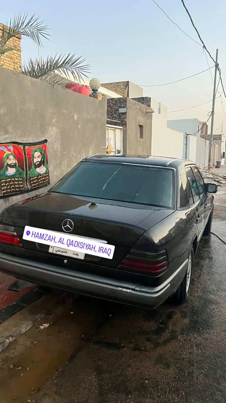 مرسيدس دب 1987
مكينه عنكبوت 
سيارة نظيفه ونصبتها تخبل واحلى من الصور 
تبريد ثلج 
مكينه تخبل لا تنقيص ولا تبخير 
رقم بغداد مميز 
مصبوغه عام جمالية 
كهربائيات كلها شغاله 
الضرر : الكير بدلتله دهن وكامت السيارة من تمشي مسافة مترجع بك 
السعر 47 
المكان الديوانية 
***********
