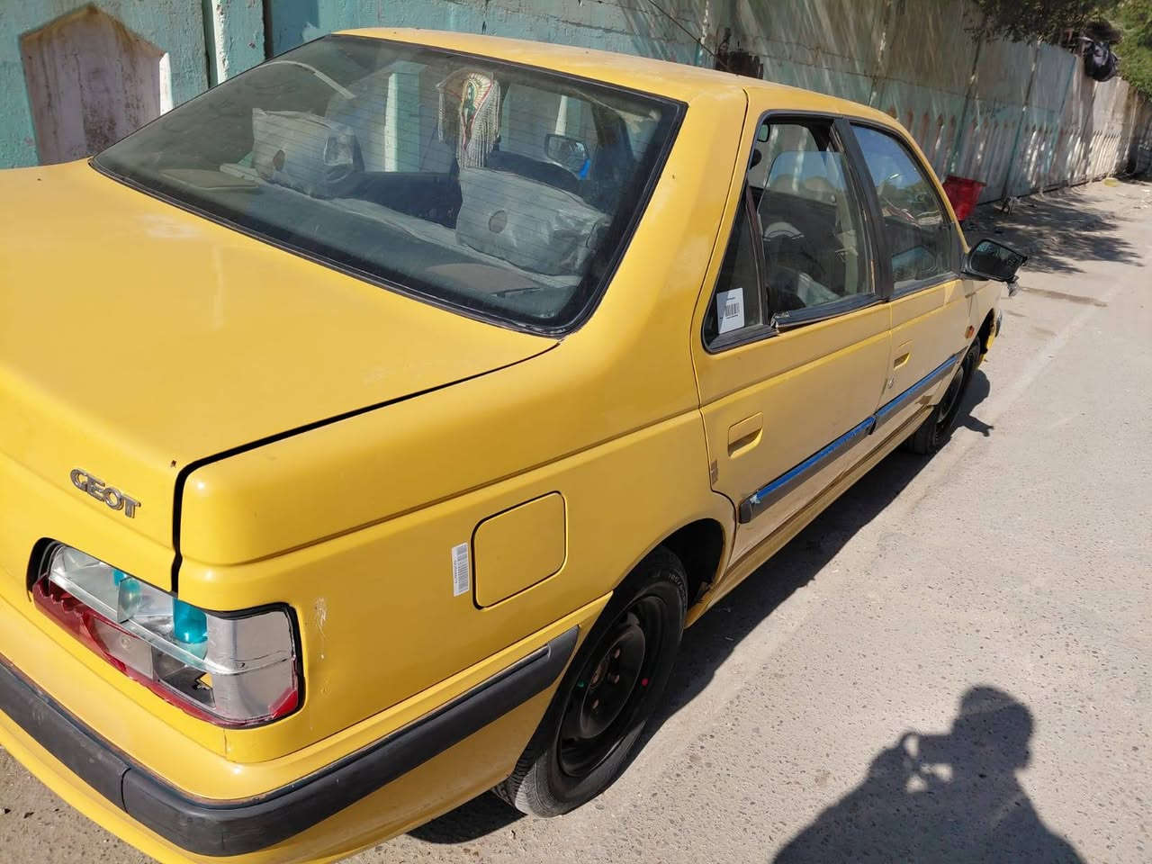 اسلام عليكم بيجو باص 2016 المكينه بيه تبخير السعر ٤٣ وبيه مجال التصال *********** العنوان مدينه الصدر
