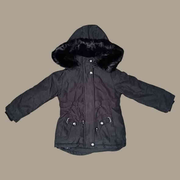 🩷✨ قمصلة بناتي وتر بروف مبطّنة فرو ✨🩷
خامة راقية ضد المطر ☔ ومبطّنة فرو ناعم من الداخل 🔥
الفرو ينفصل ويتثبت موجود بي دكم 👌
ستايل بناتي أنيق، تدفّي وتطي لوك شتوي فخم 👧💖

📏 القياسات: من 4 إلى 15 سنة
💵 السعر: 15,000 دينار فقط 😍

🚚 التوصيل:
▪ النجف – الكوفة – الأقضية والمجمعات: 3,000 د.ع
▪ باقي المحافظات: 5,000 د.ع

📍 الموقع: النجف – حي الجامعة – شارع جامعة سلام – مقابل كرزات أبو حسن – مجاور مجمع بيت الكرادة.
📞 التوصيل والاستفسار على الواتساب فقط: ***********

#قمصلة_بناتي #ملابس_شتوية #وتر_بروف #فرو #ستايل_بناتي #ماريو_ملابس_أطفال #النجف #حي_الجامعة #اناقة_وبرد
